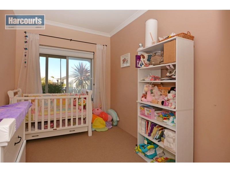 12B Klondike Approach, Butler WA 6036