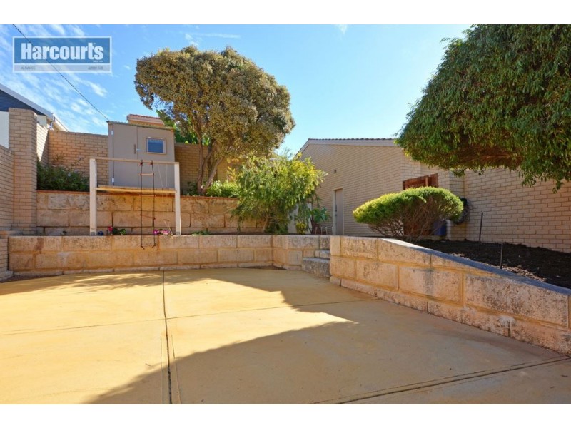 21 Ashley Avenue, Quinns Rocks WA 6030