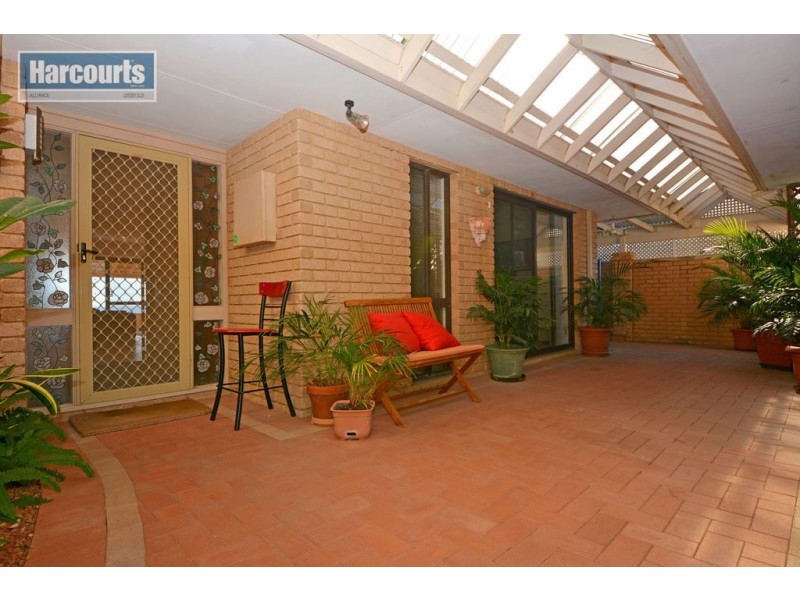 21 Ashley Avenue, Quinns Rocks WA 6030