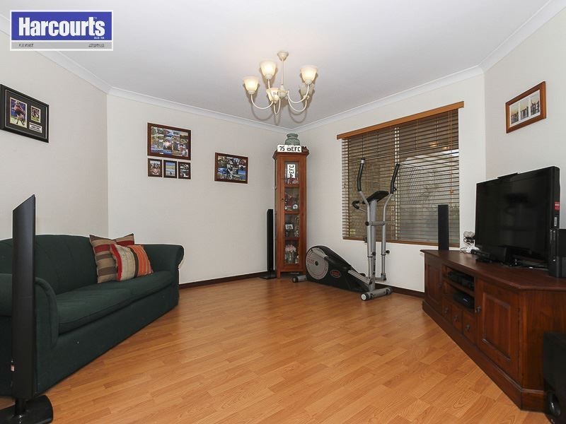 37 Nerang Mews, Merriwa WA 6030