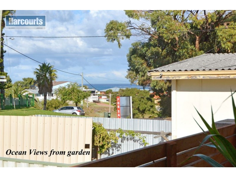 5 Ashley Avenue, Quinns Rocks WA 6030