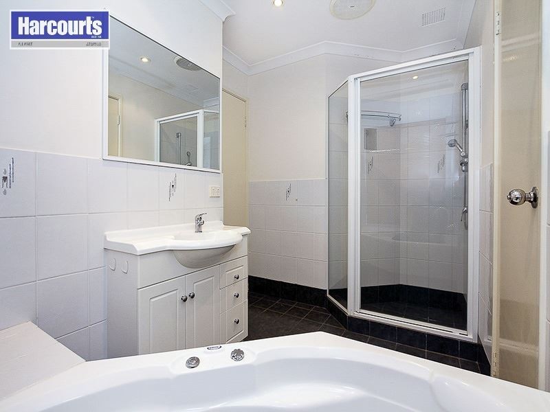 17 Ballina Close, Merriwa WA 6030