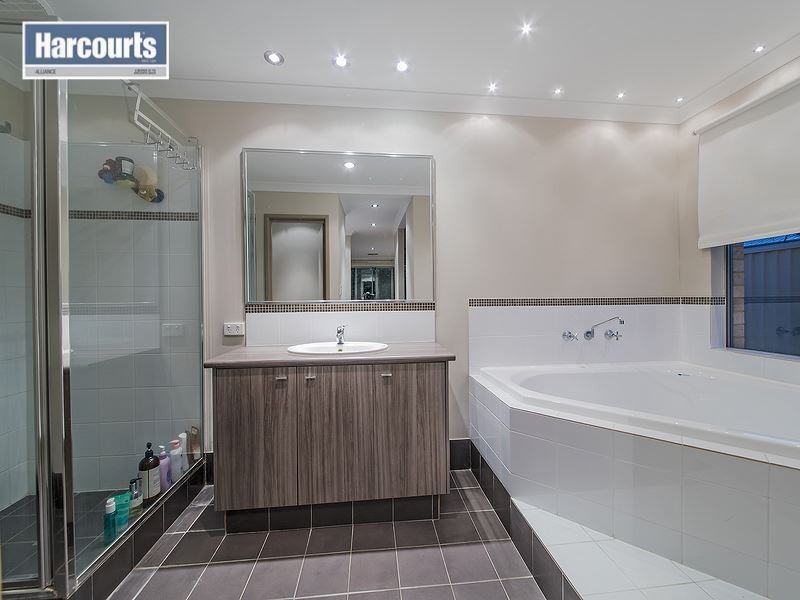 2 Impington Road, Butler WA 6036