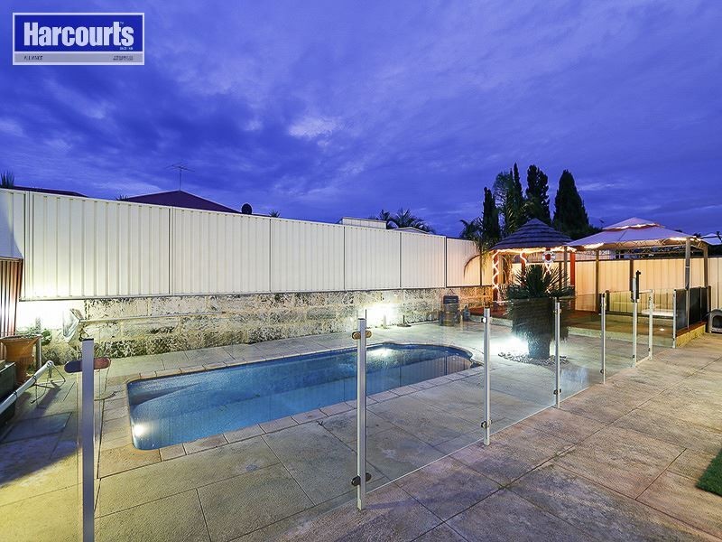 54 Cheriton Drive, Carramar WA 6031