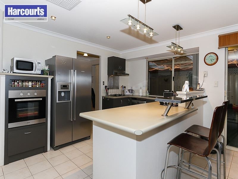 54 Cheriton Drive, Carramar WA 6031