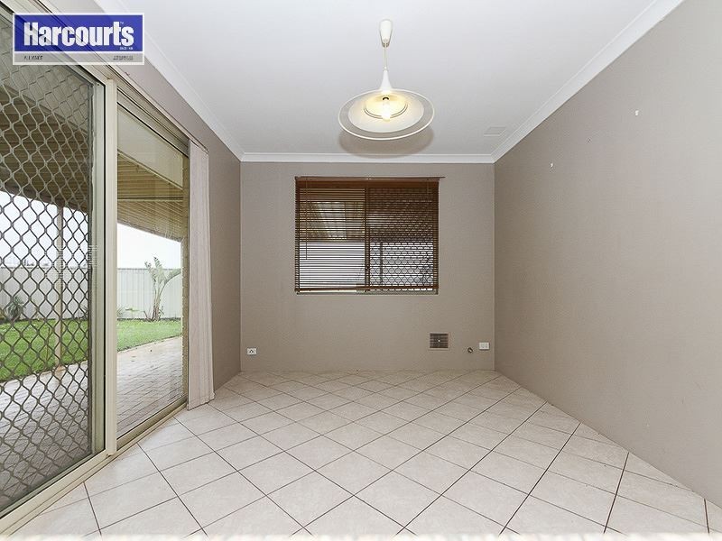 14 Drammen Elbow, Merriwa WA 6030