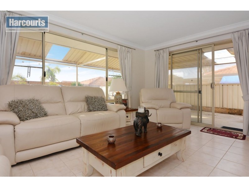 18 Twilight Circuit, Ridgewood WA 6030