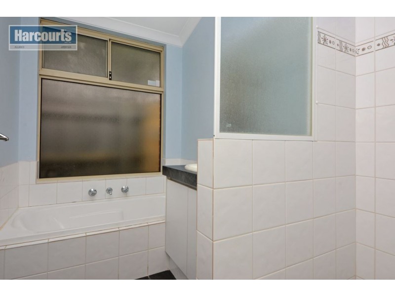 117B Seagrove Boulevard, Merriwa WA 6030