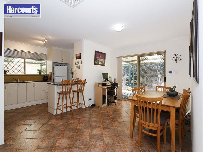 31 Larsson Walk, Clarkson WA 6030