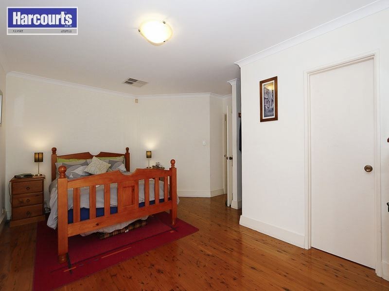 31 Larsson Walk, Clarkson WA 6030