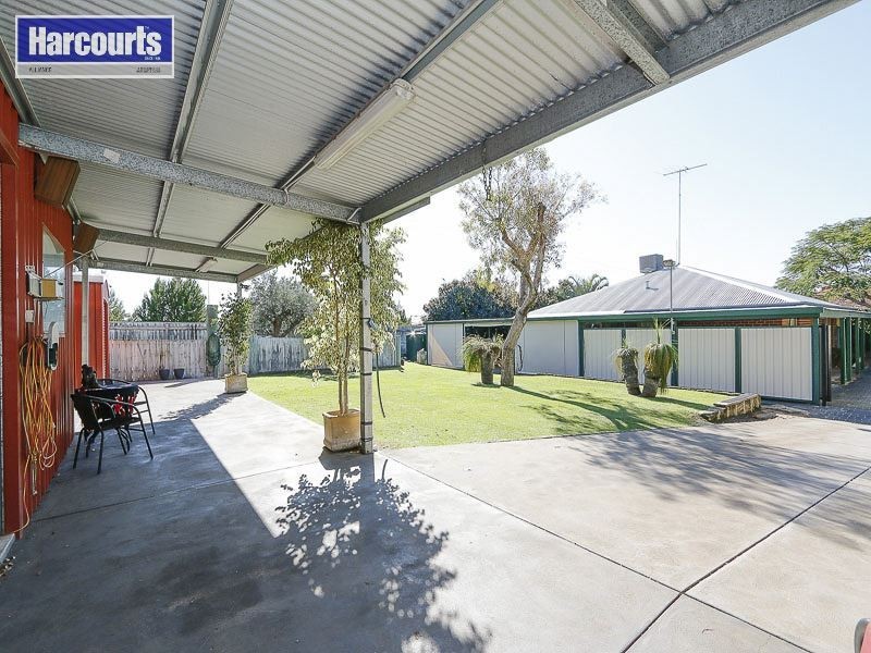 31 Larsson Walk, Clarkson WA 6030