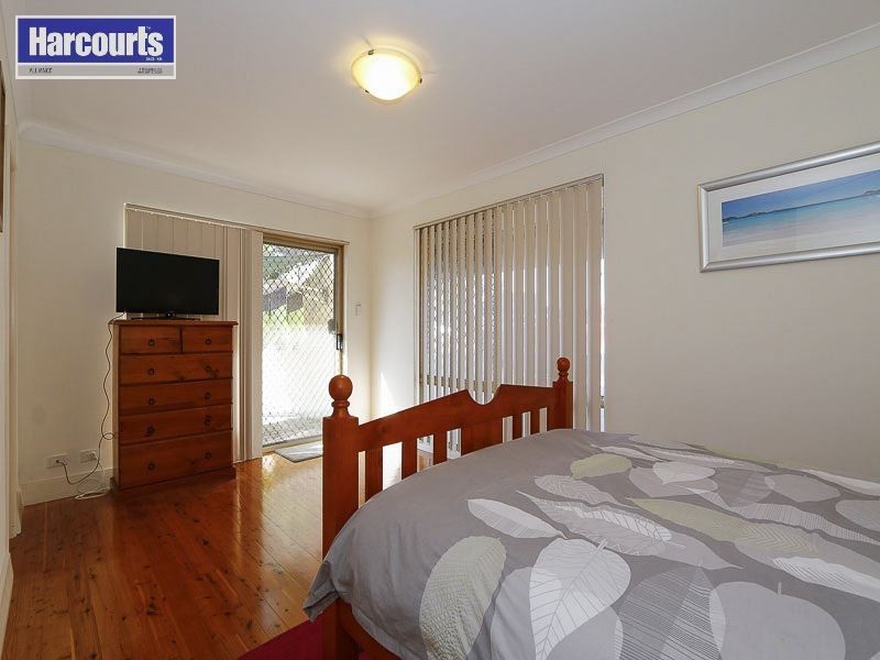 31 Larsson Walk, Clarkson WA 6030