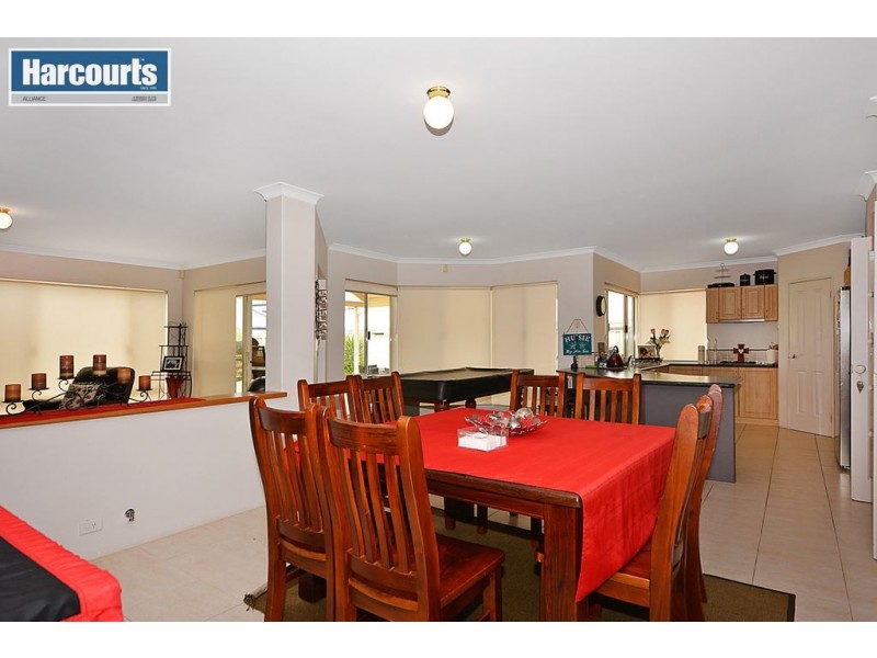 56 Dartmouth Circle, Quinns Rocks WA 6030