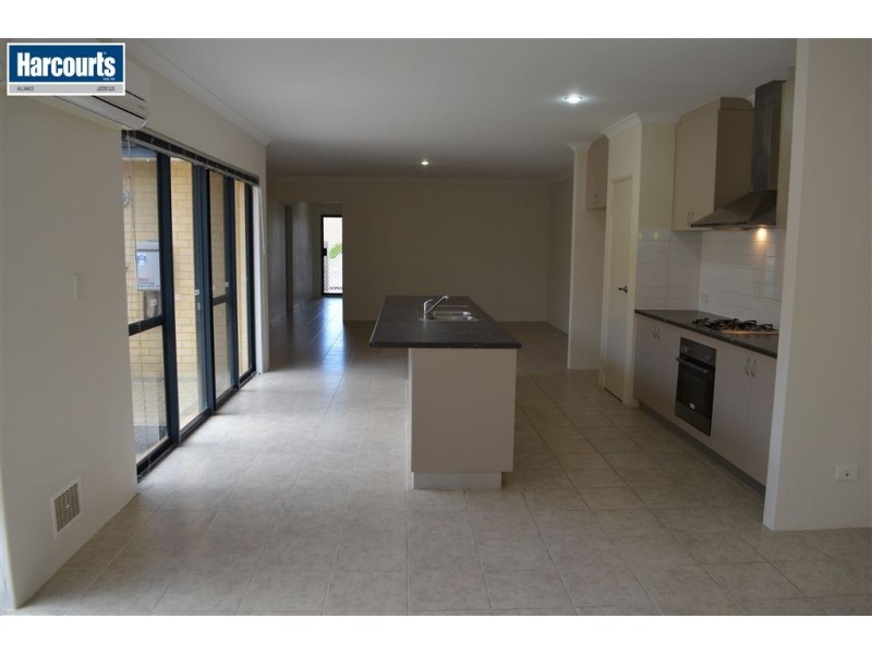 35 Ballymote Gardens, Ridgewood WA 6030