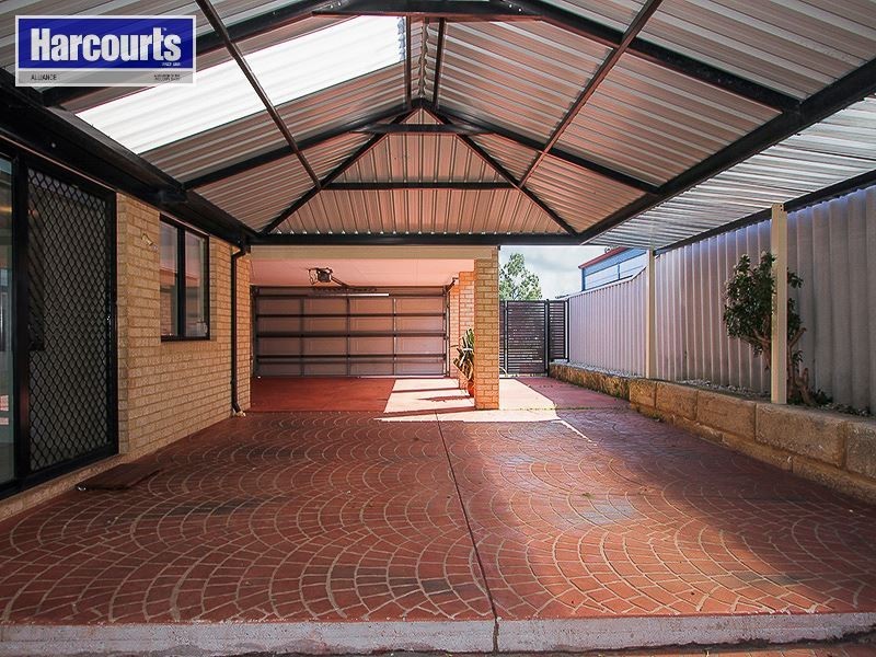 12 Cheriton Drive, Carramar WA 6031