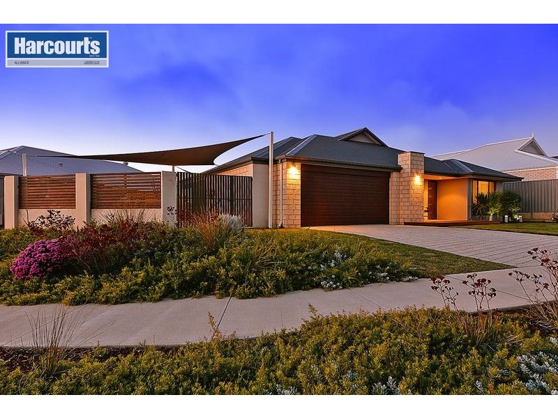 15 Newbury Way, Alkimos WA 6038