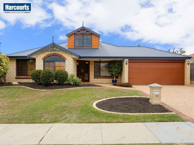 12 Kin Bay Entrance, Mindarie WA 6030