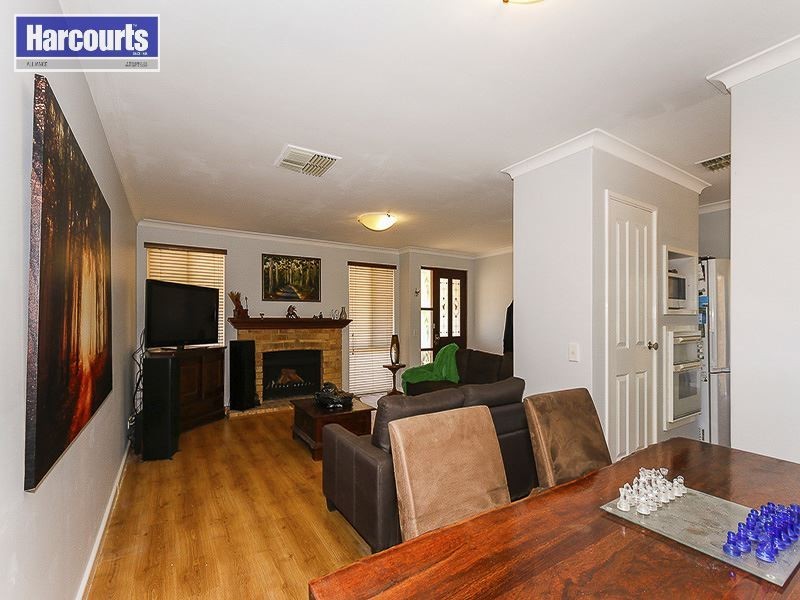 25 Carberry Square, Clarkson WA 6030