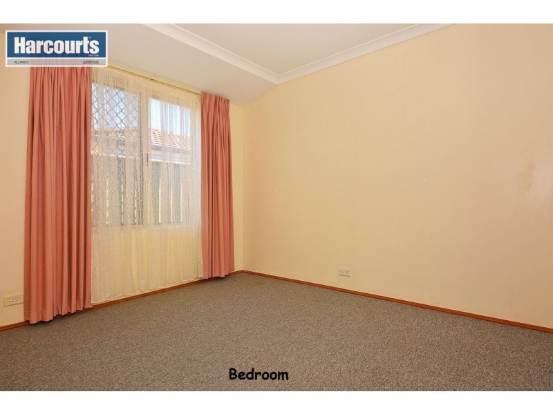 6 Bombala Close, Merriwa WA 6030