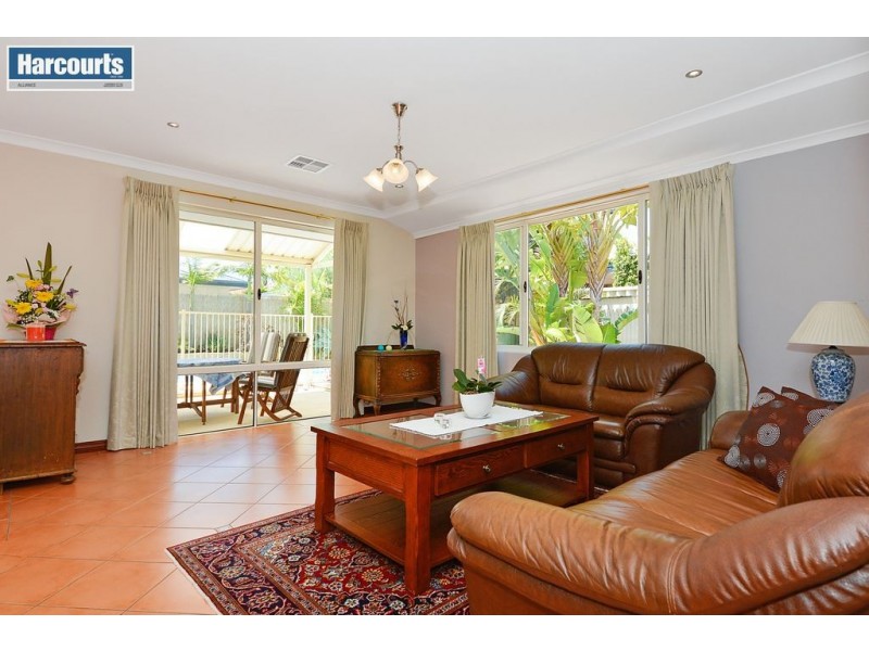 24 Sirius Ramble, Quinns Rocks WA 6030