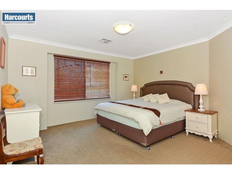 24 Sirius Ramble, Quinns Rocks WA 6030