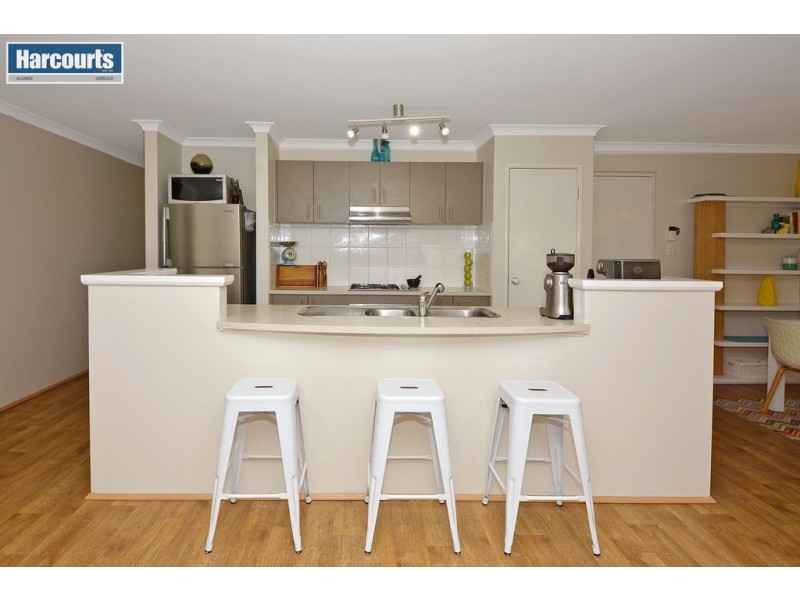 17 Ardglass Gardens, Ridgewood WA 6030