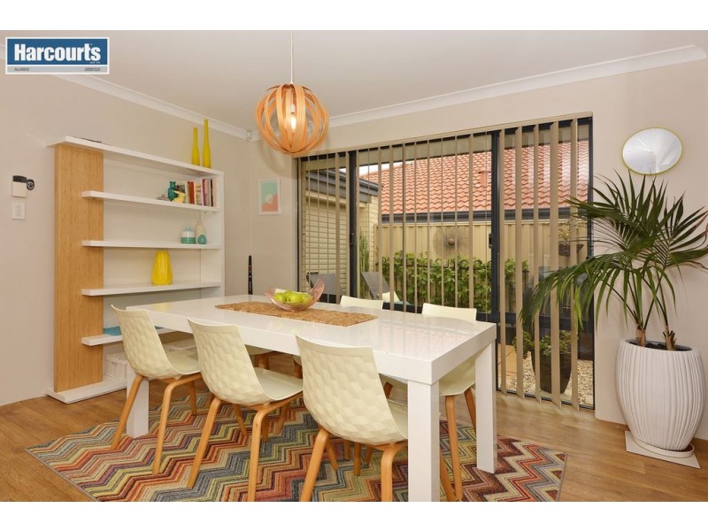 17 Ardglass Gardens, Ridgewood WA 6030