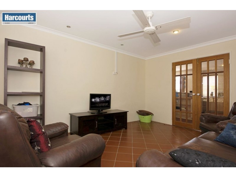 19 Avondale Court, Mindarie WA 6030