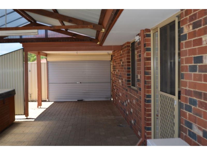 16 Sandon Elbow, Merriwa WA 6030