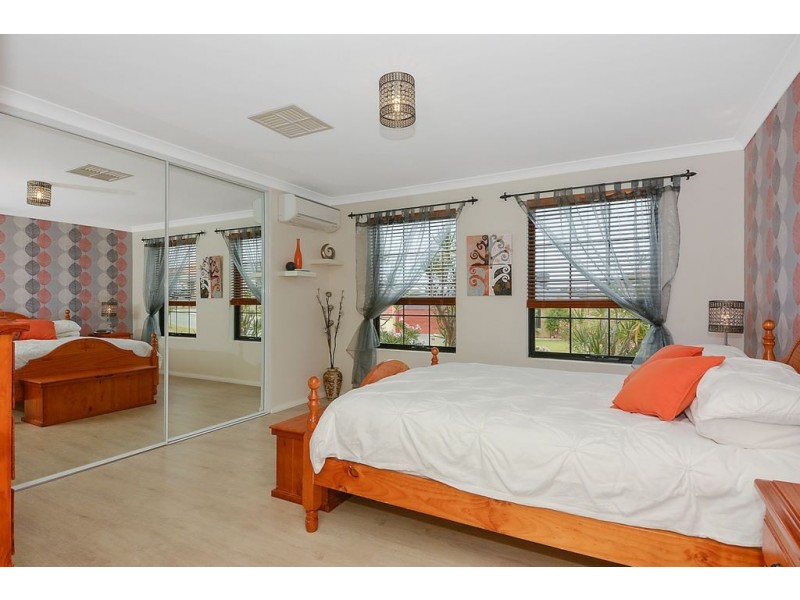 22 Longleaf Drive, Clarkson WA 6030