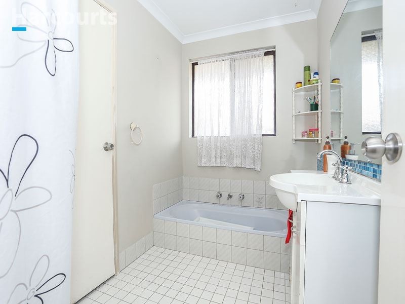 3 Chiba Retreat, Merriwa WA 6030