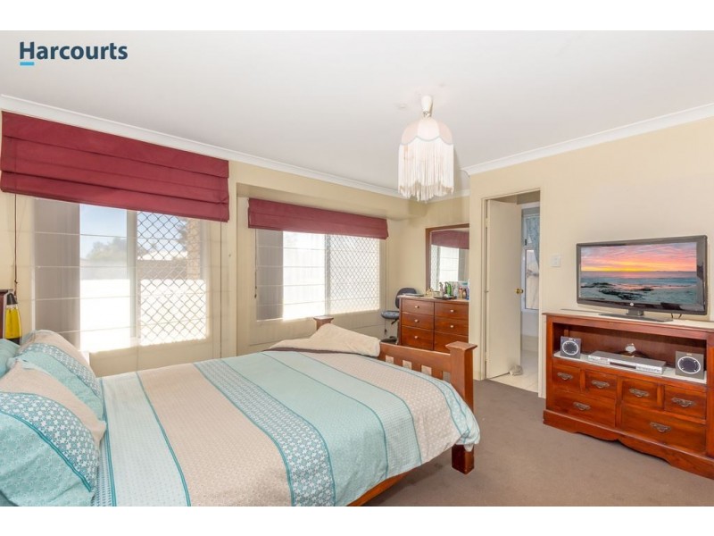 9 Christian Circle, Quinns Rocks WA 6030