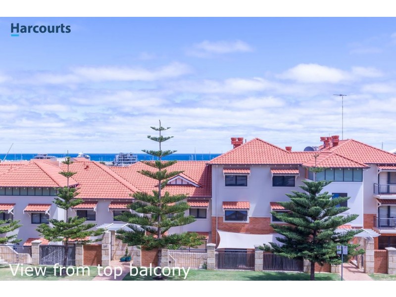 4/16 Toulon Circle, Mindarie WA 6030