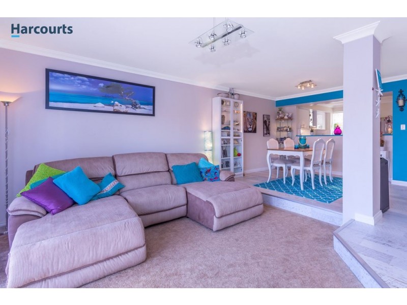 4/16 Toulon Circle, Mindarie WA 6030
