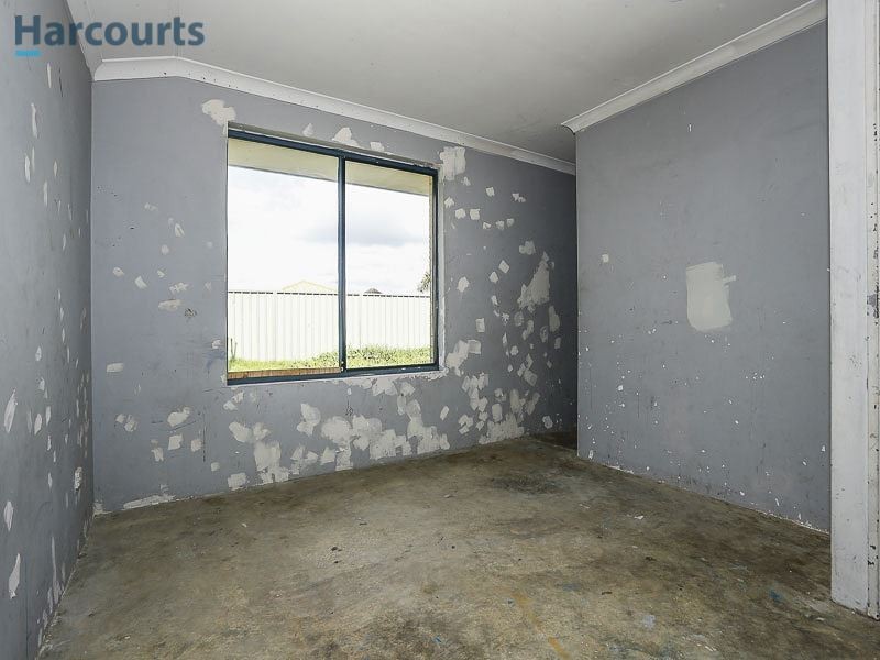 16 Pennine Pass, Merriwa WA 6030