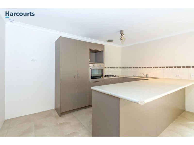 6 Flax Road, Yanchep WA 6035