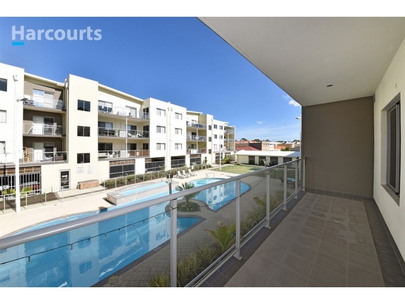 30/88 Lakeside Drive, Joondalup WA 6027