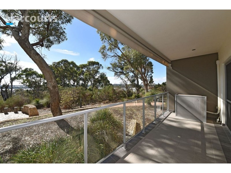 30/88 Lakeside Drive, Joondalup WA 6027