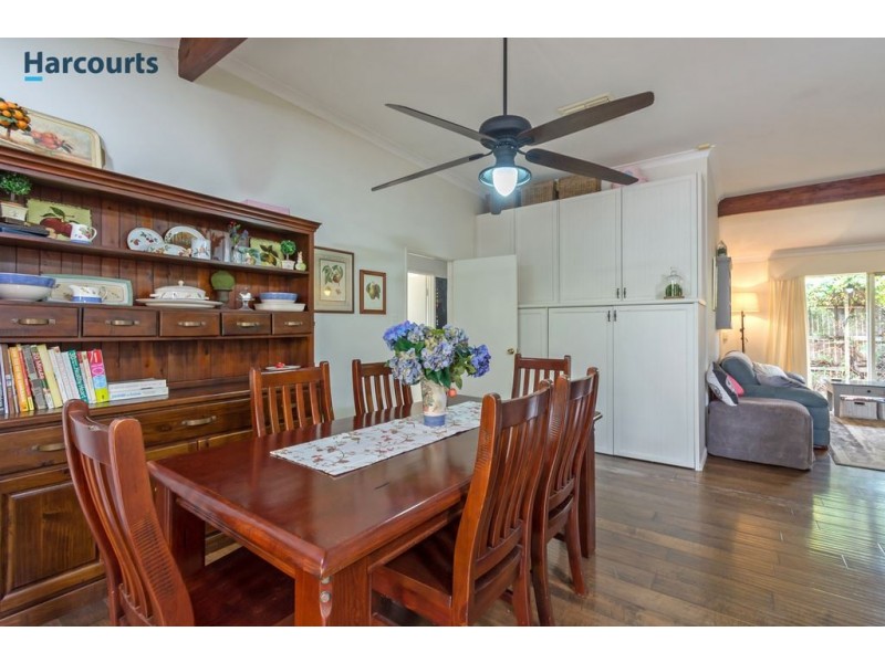 118 Hillcrest Road, Alexander Heights WA 6064