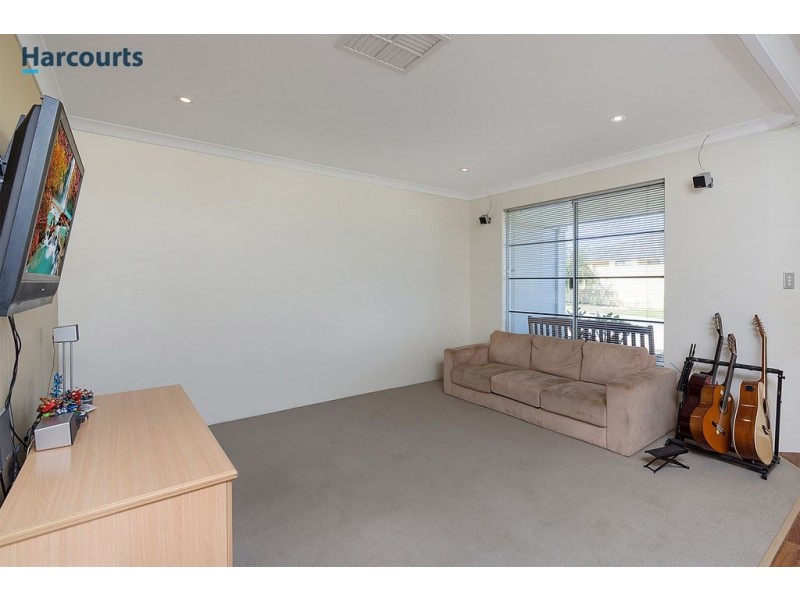 18 Paisley Link, Butler WA 6036