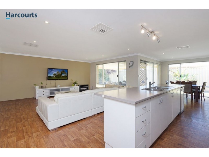 18 Paisley Link, Butler WA 6036