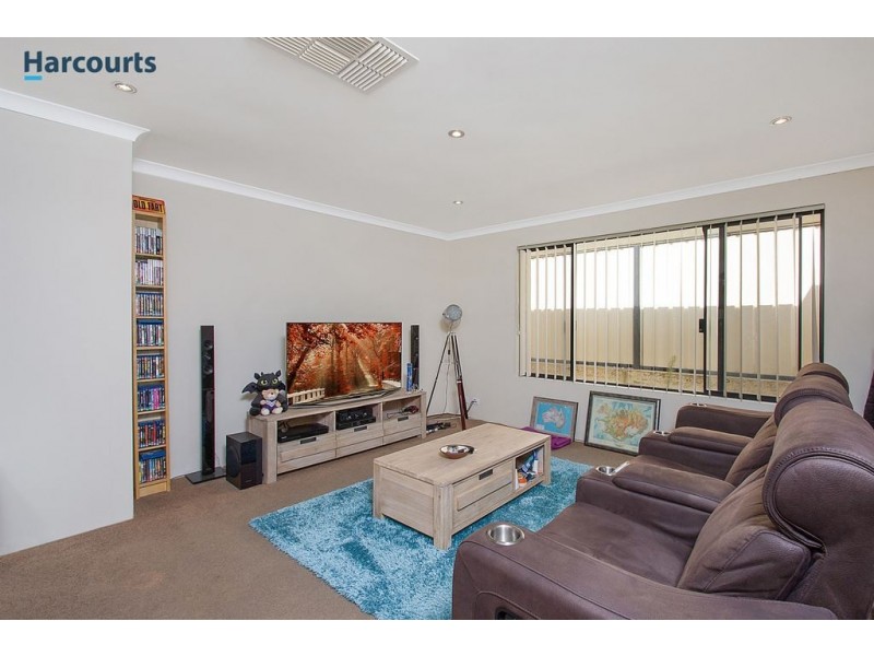 17 Tamarama Crescent, Clarkson WA 6030