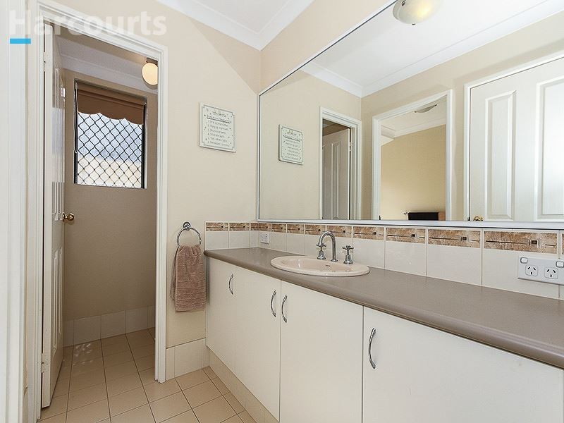 73 Hinchinbrook Avenue, Ridgewood WA 6030