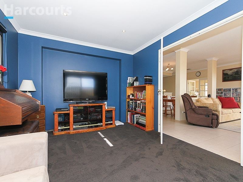 73 Hinchinbrook Avenue, Ridgewood WA 6030