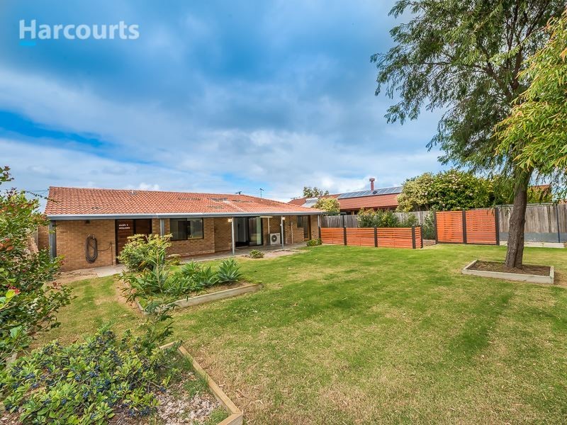 9 Redruth Court, Yanchep WA 6035