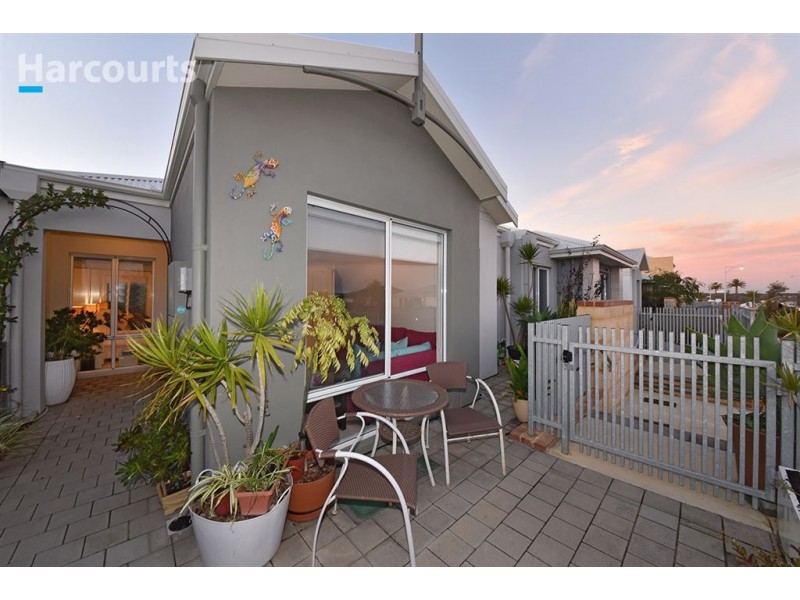 5 Rooney Street, Clarkson WA 6030