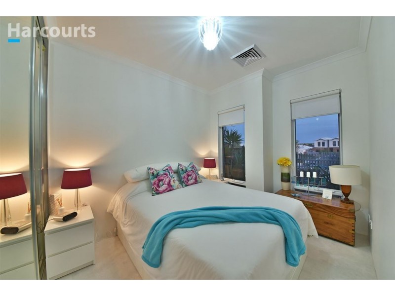 5 Rooney Street, Clarkson WA 6030