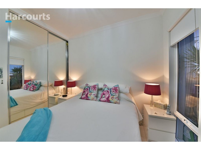 5 Rooney Street, Clarkson WA 6030