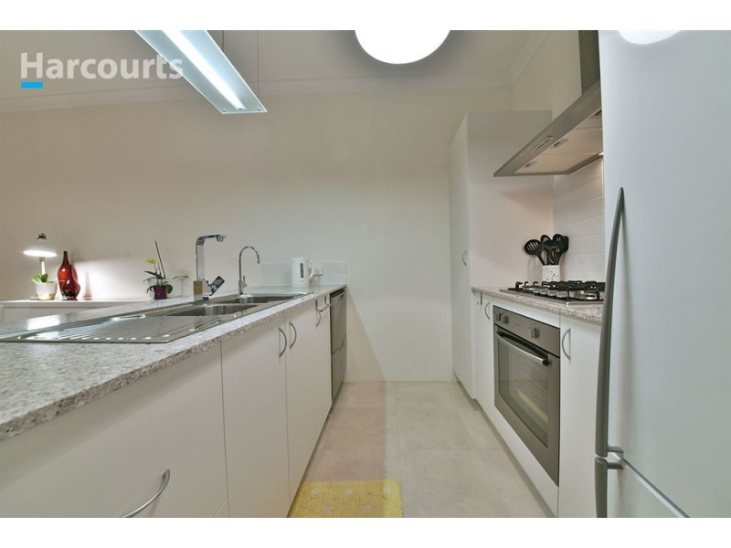 5 Rooney Street, Clarkson WA 6030