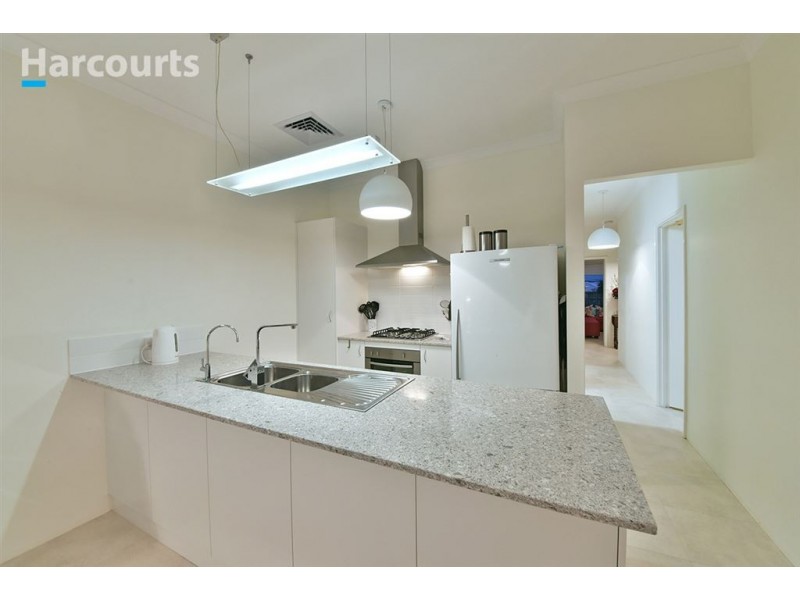 5 Rooney Street, Clarkson WA 6030